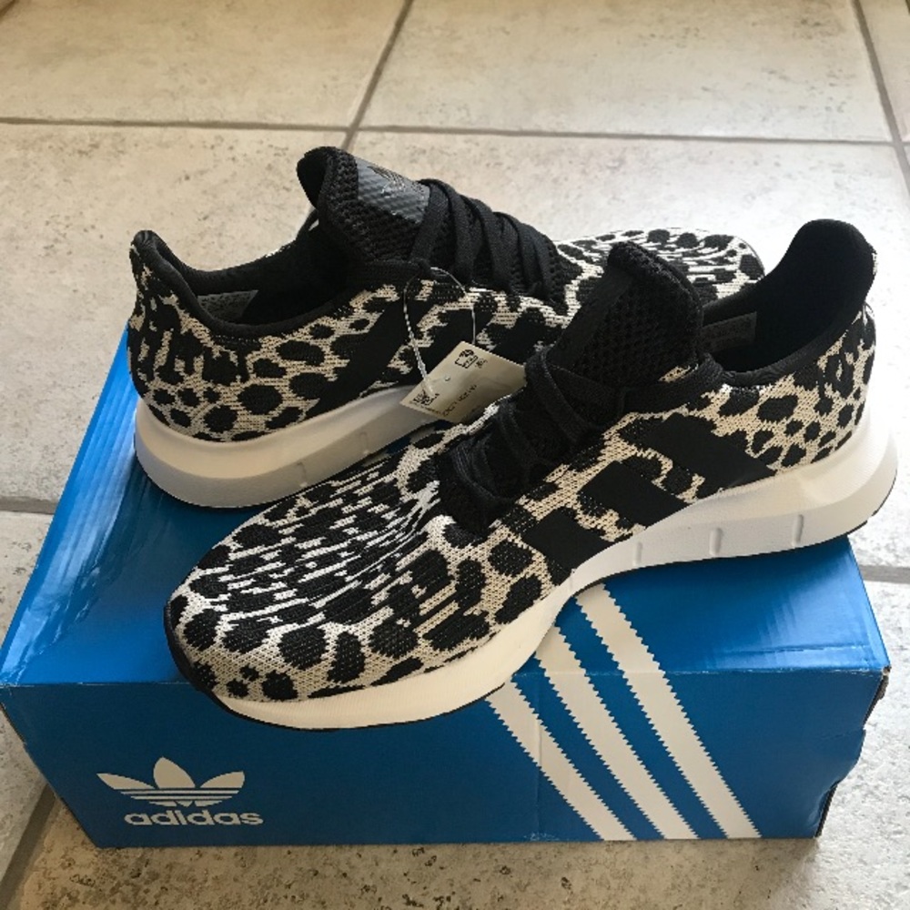 Adidas NWT 8 Leopard Swift Run
